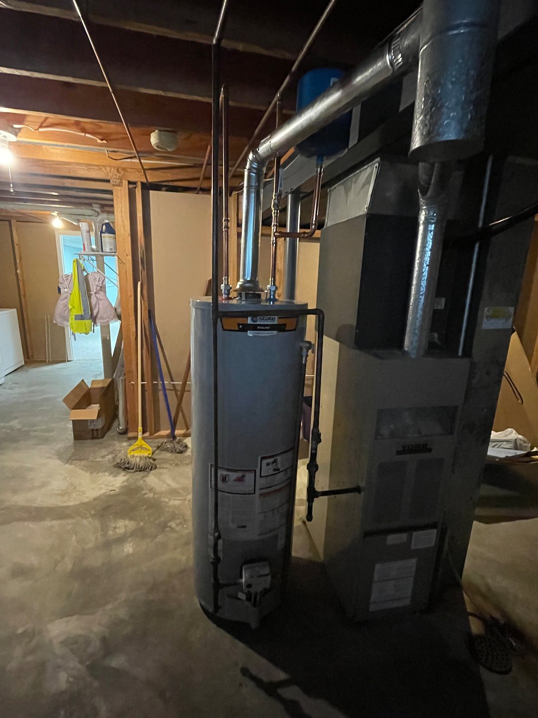 50 gallon natural gas water heater Thumbnail